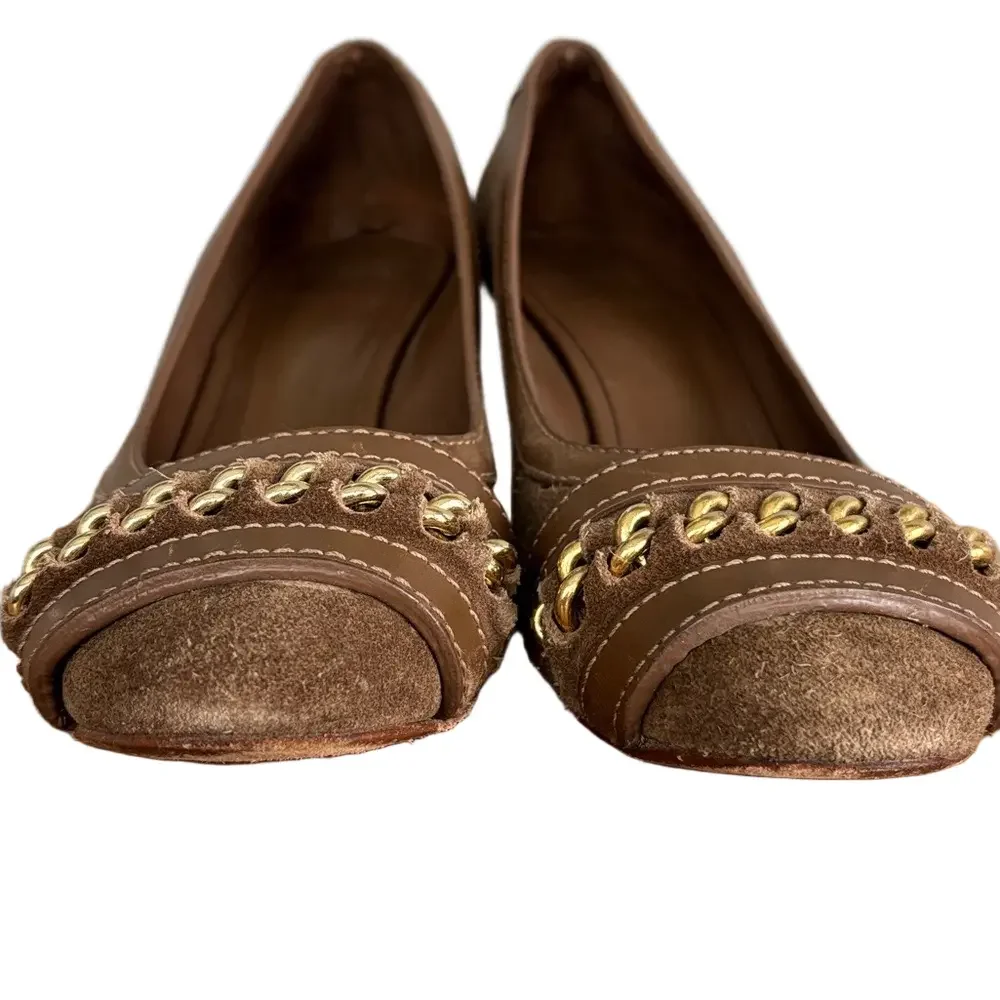 Tory Burch Y2K Salem Brown Suede Pumps with Gold-tone Chain Detail size 9.5 - Picture 5 of 12